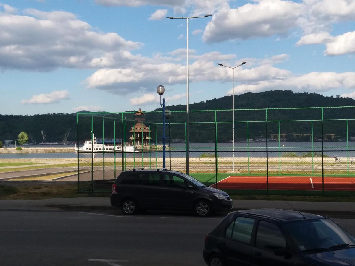 Apartament Belvedere Orsova Luaran gambar